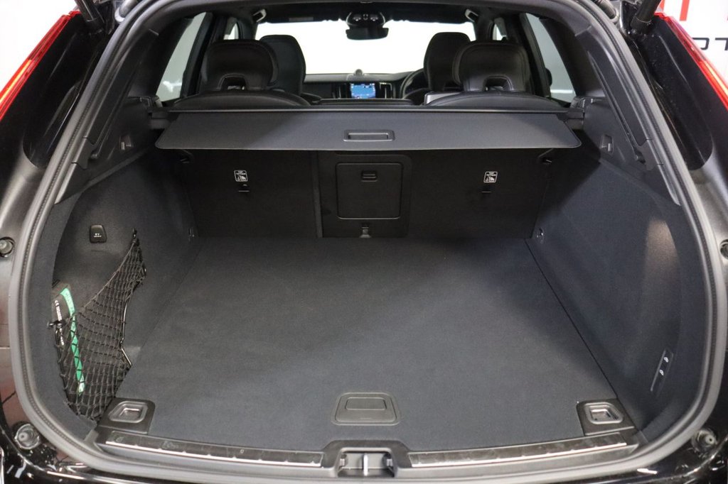 Used Volvo XC60 2025 for sale - 76080856: Photo 35