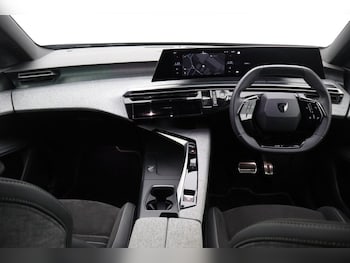 Used Peugeot 5008 2024 for sale - 78892421: Photo