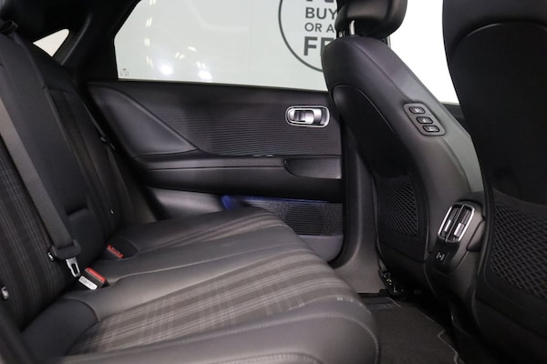 Used Hyundai IONIQ 6 2023 for sale - 72042716: Photo 32