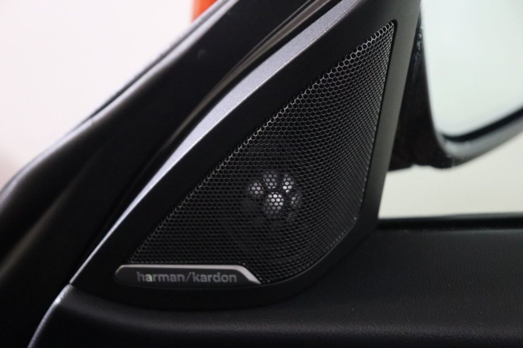 Used BMW i4 2022 for sale - 76910490: Photo 24