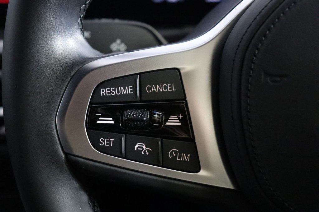 Used BMW i4 2022 for sale - 76910490: Photo 30