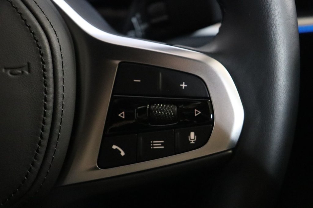 Used BMW i4 2022 for sale - 76910490: Photo 31