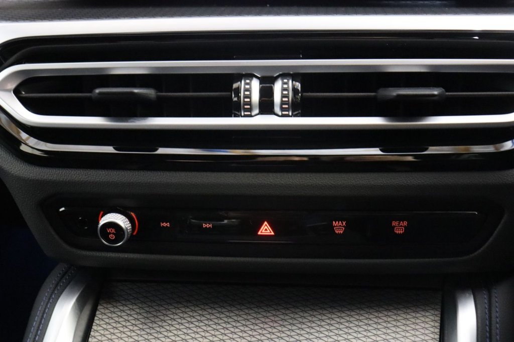 Used BMW i4 2022 for sale - 76910490: Photo 36