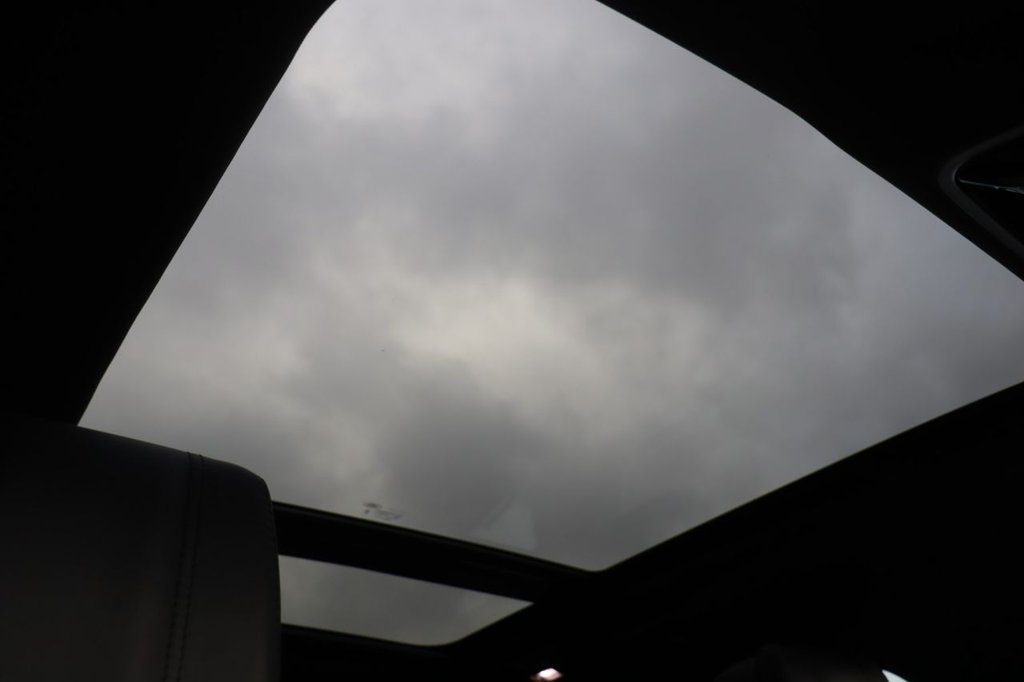 Used Land Rover Range Rover Velar 2024 for sale - 77608924: Photo 10