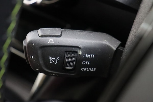 Used Peugeot E-2008 2021 for sale - 73003272: Photo 27