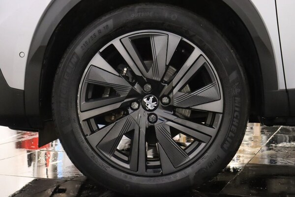 Used Peugeot E-2008 2021 for sale - 73003272: Photo 40