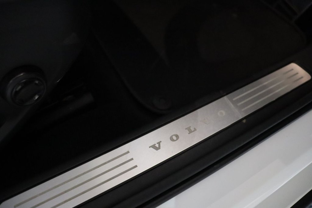 Used Volvo S90 2018 for sale - 78056624: Photo 15