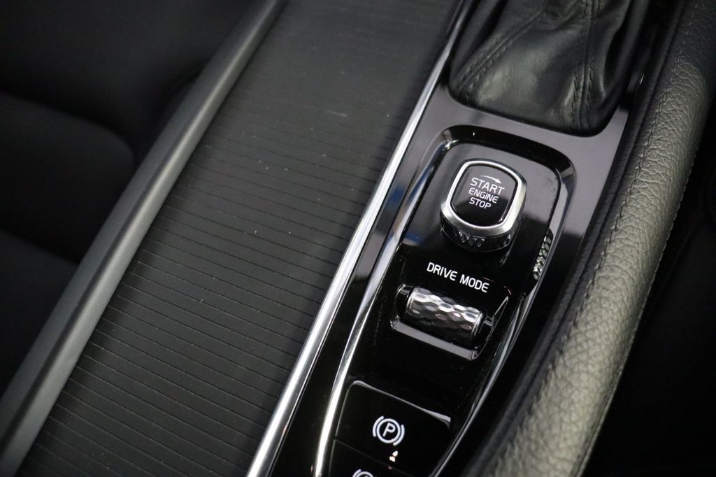 Used Volvo S90 2018 for sale - 78056624: Photo 17