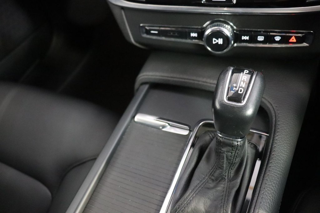 Used Volvo S90 2018 for sale - 78056624: Photo 24