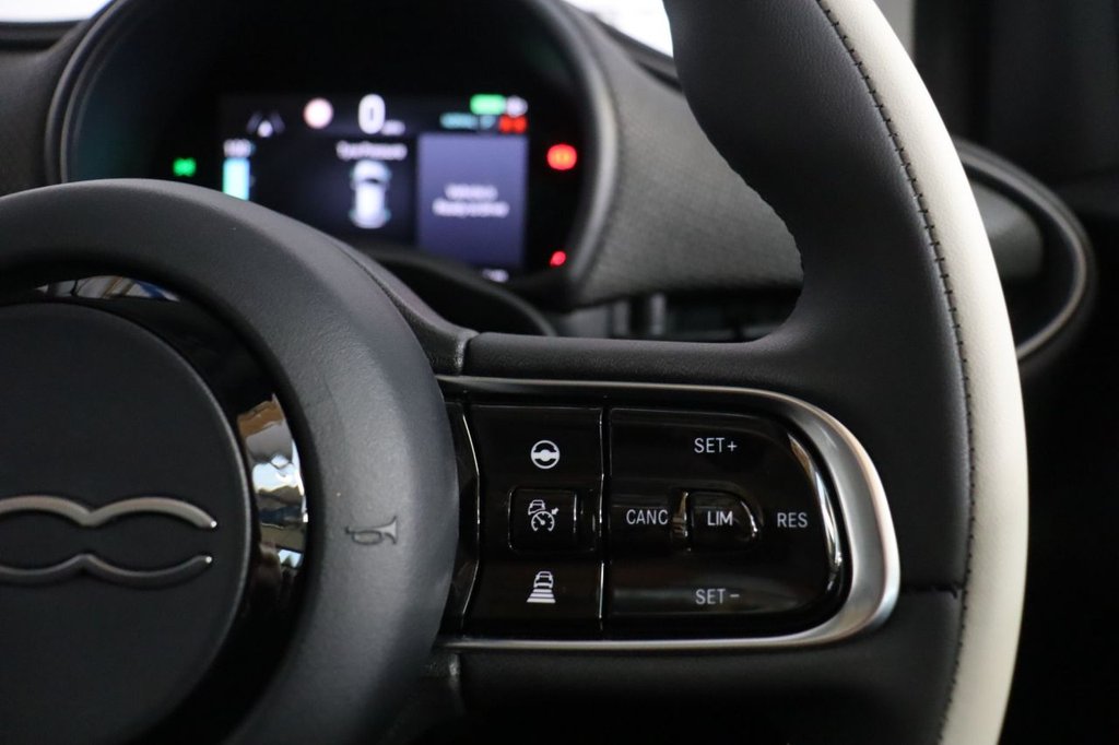 Used Fiat 500e 2021 for sale - 76927584: Photo 18