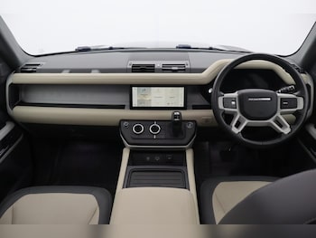 Used Land Rover Defender 2024 for sale - 79363688: Photo