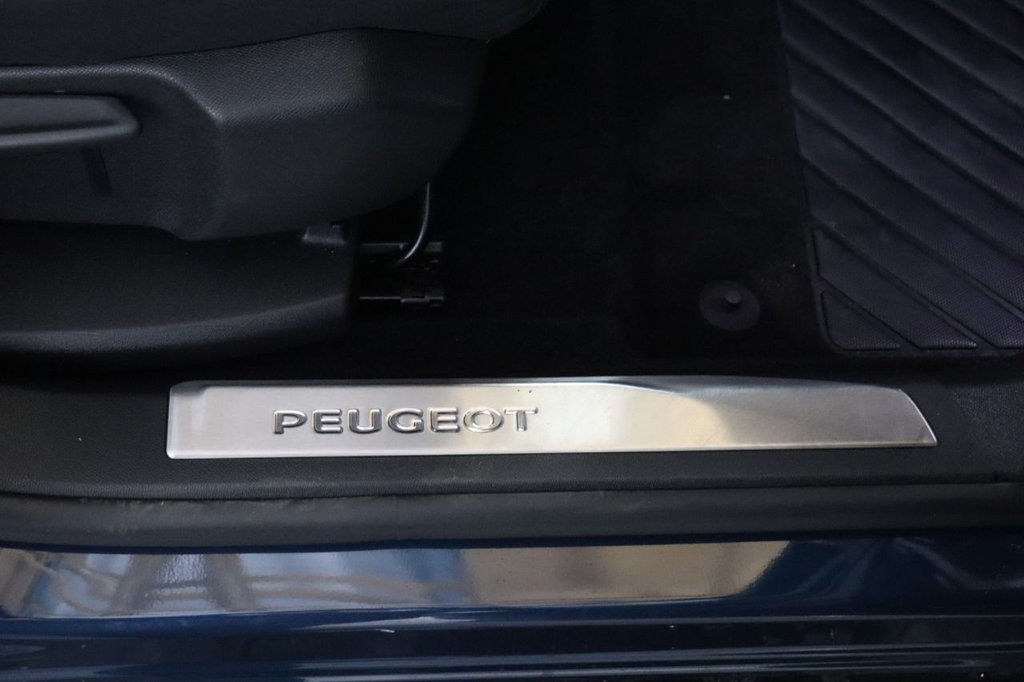 Used Peugeot 3008 2023 for sale - 76610306: Photo 19