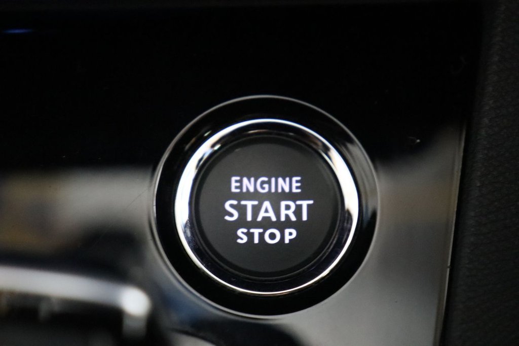 Used Peugeot 3008 2023 for sale - 76610306: Photo 31