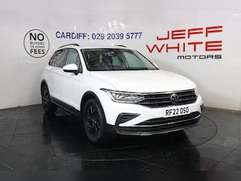 2022 (22) - 1.5 TSI Life 5dr (APPLE CAR PLAY, PRIVACY GLASS)