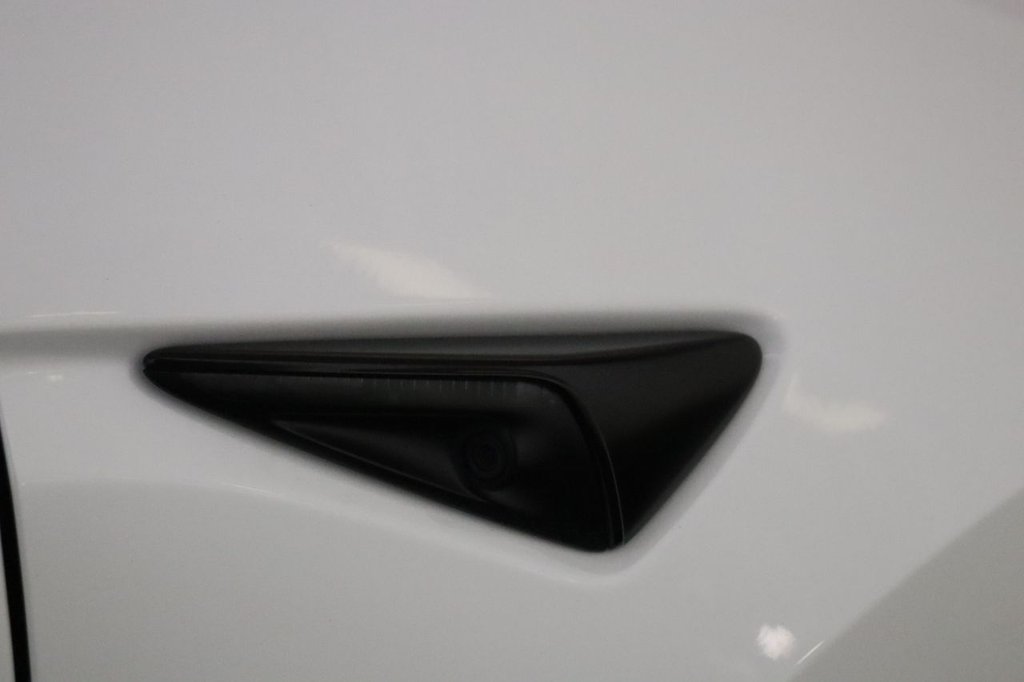 Used Tesla Model Y 2023 for sale - 76977423: Photo 19