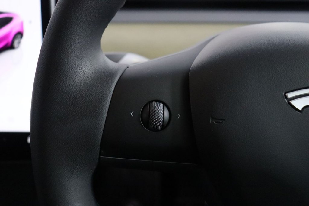 Used Tesla Model Y 2023 for sale - 76977423: Photo 26