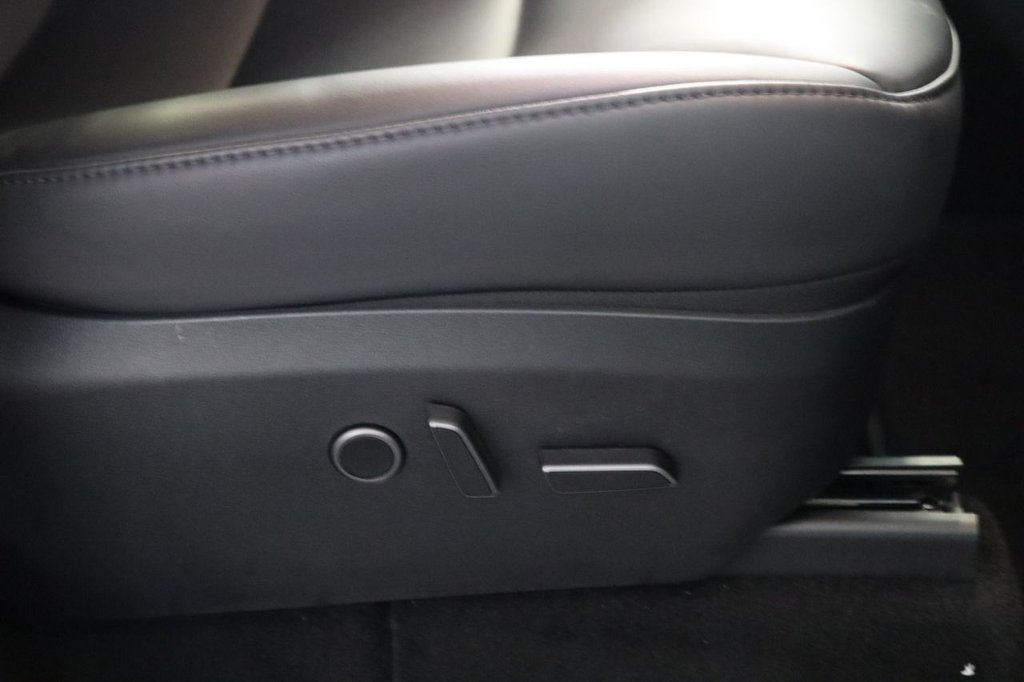 Used Tesla Model Y 2023 for sale - 76977423: Photo 32