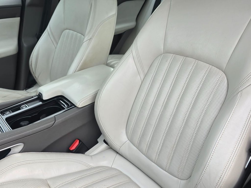 Used Jaguar F-Pace 2018 for sale - 76003395: Photo 12