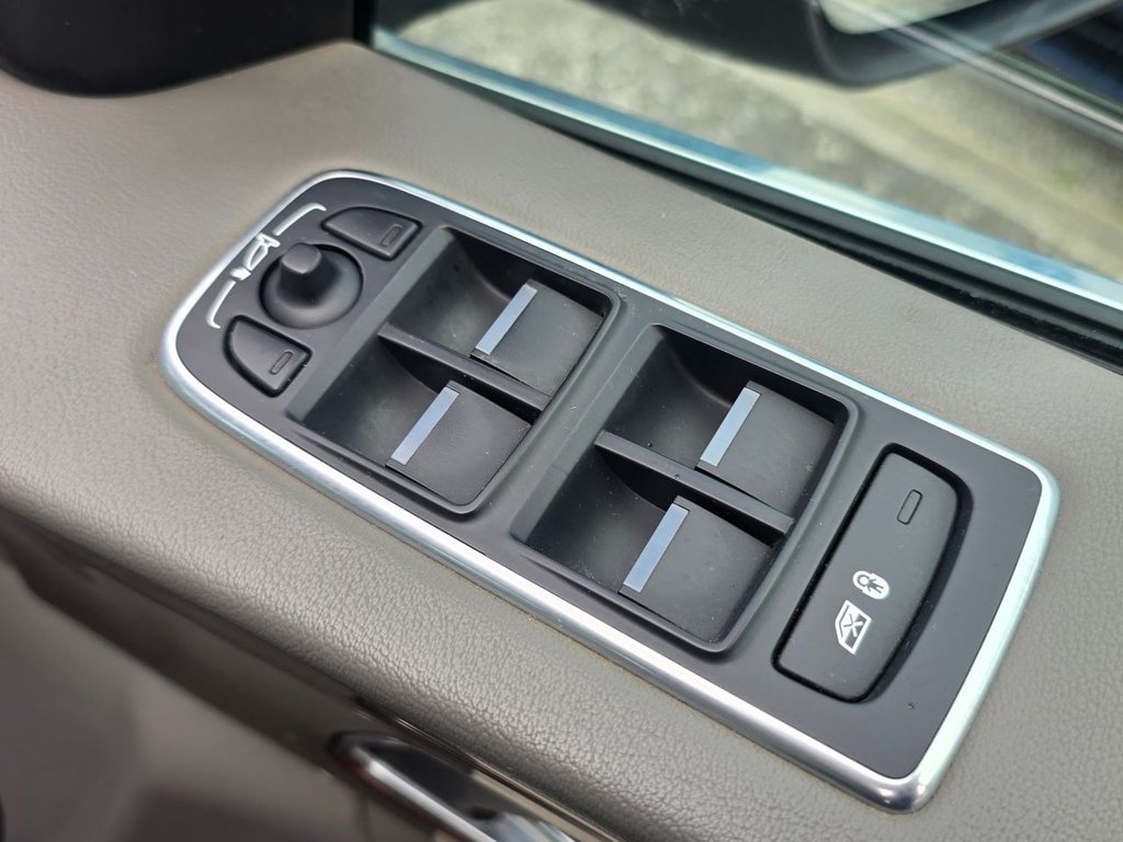 Used Jaguar F-Pace 2018 for sale - 76003395: Photo 16