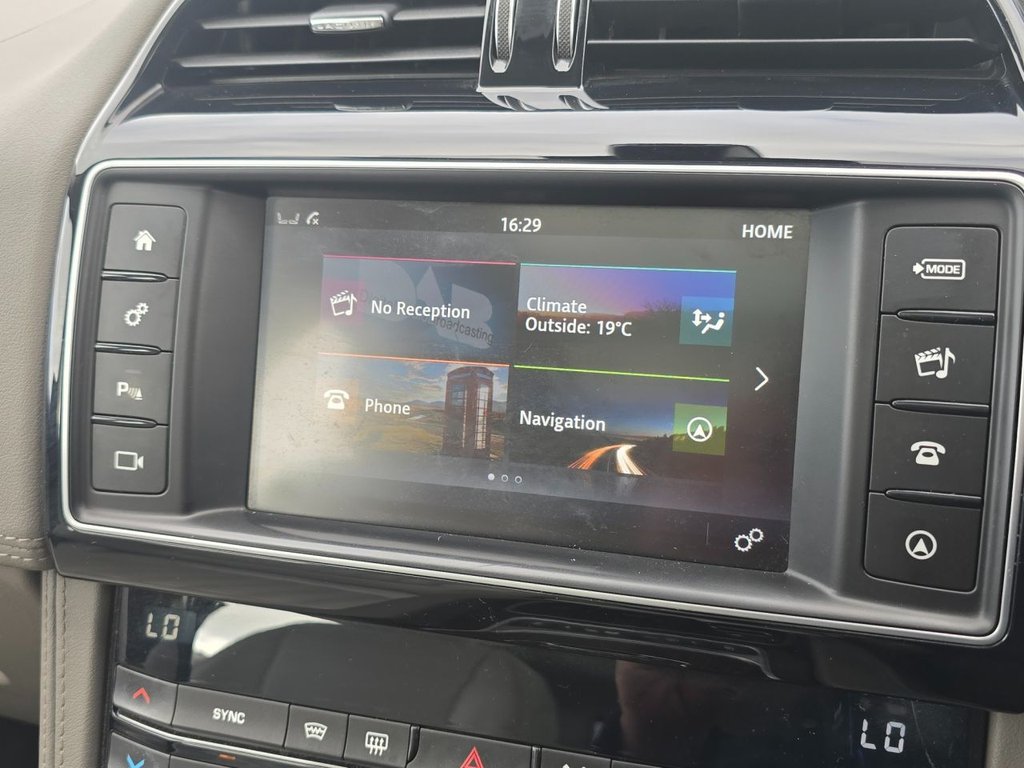 Used Jaguar F-Pace 2018 for sale - 76003395: Photo 20