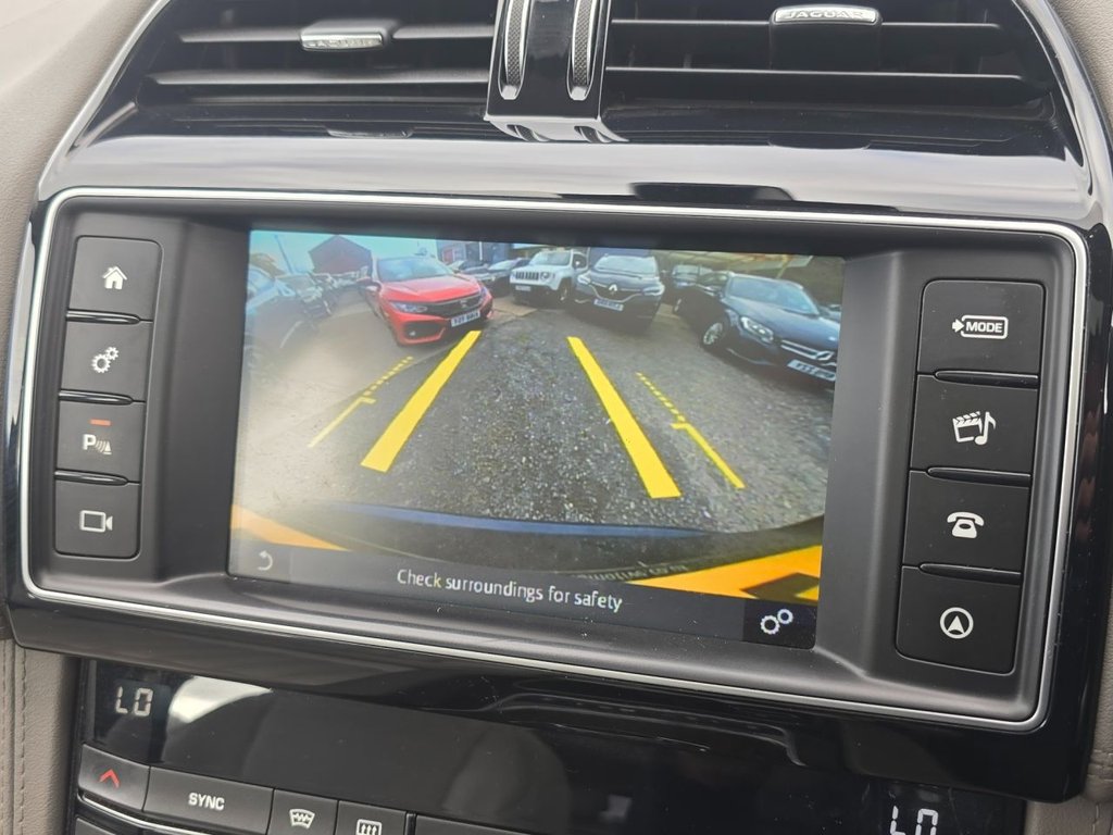 Used Jaguar F-Pace 2018 for sale - 76003395: Photo 21
