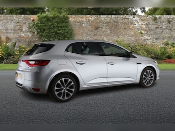 Used Renault Megane 2017 for sale - 78780926: Photo