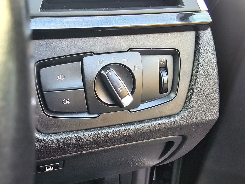 Used BMW 3 Series 2017 for sale - 76985837: Photo 21