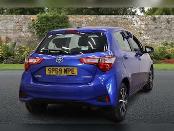 Used Toyota Yaris 2019 for sale - 78272036: Photo