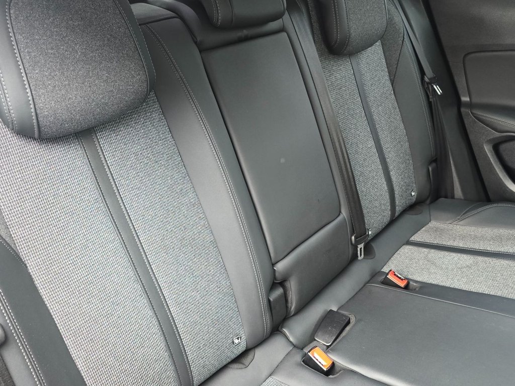 Used Peugeot 3008 2018 for sale - 76163164: Photo 11