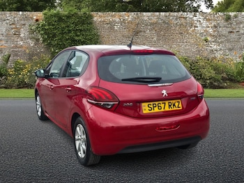 Used Peugeot 208 2017 for sale - 77719775: Photo