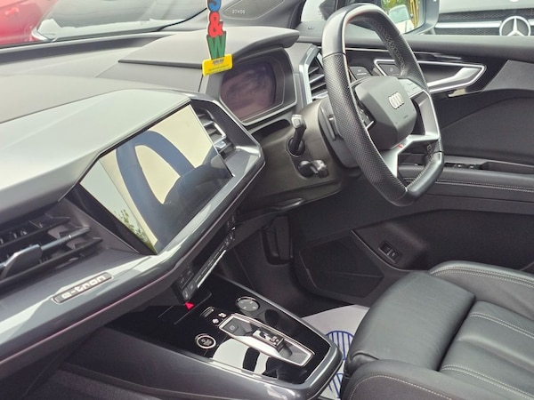 Used Audi Q4 e-tron 2024 for sale - 76267264: Photo 10