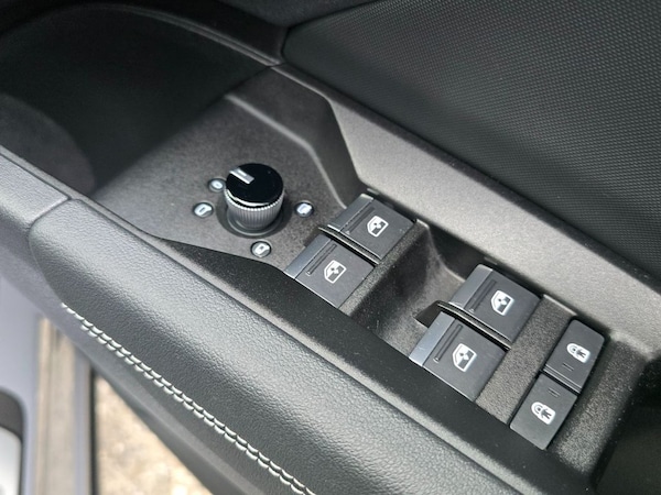 Used Audi Q4 e-tron 2024 for sale - 76267264: Photo 15