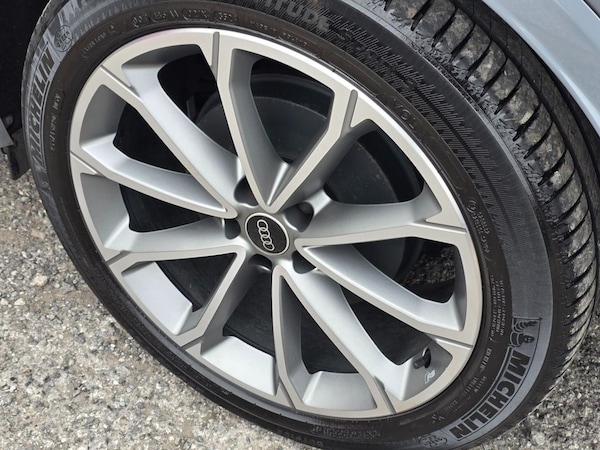 Used Audi Q4 e-tron 2024 for sale - 76267264: Photo 8