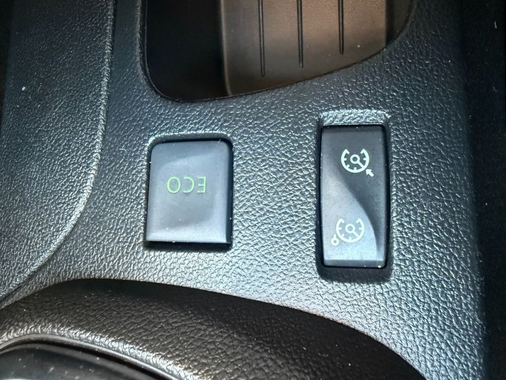 Used Renault Captur 2017 for sale - 77734224: Photo 17