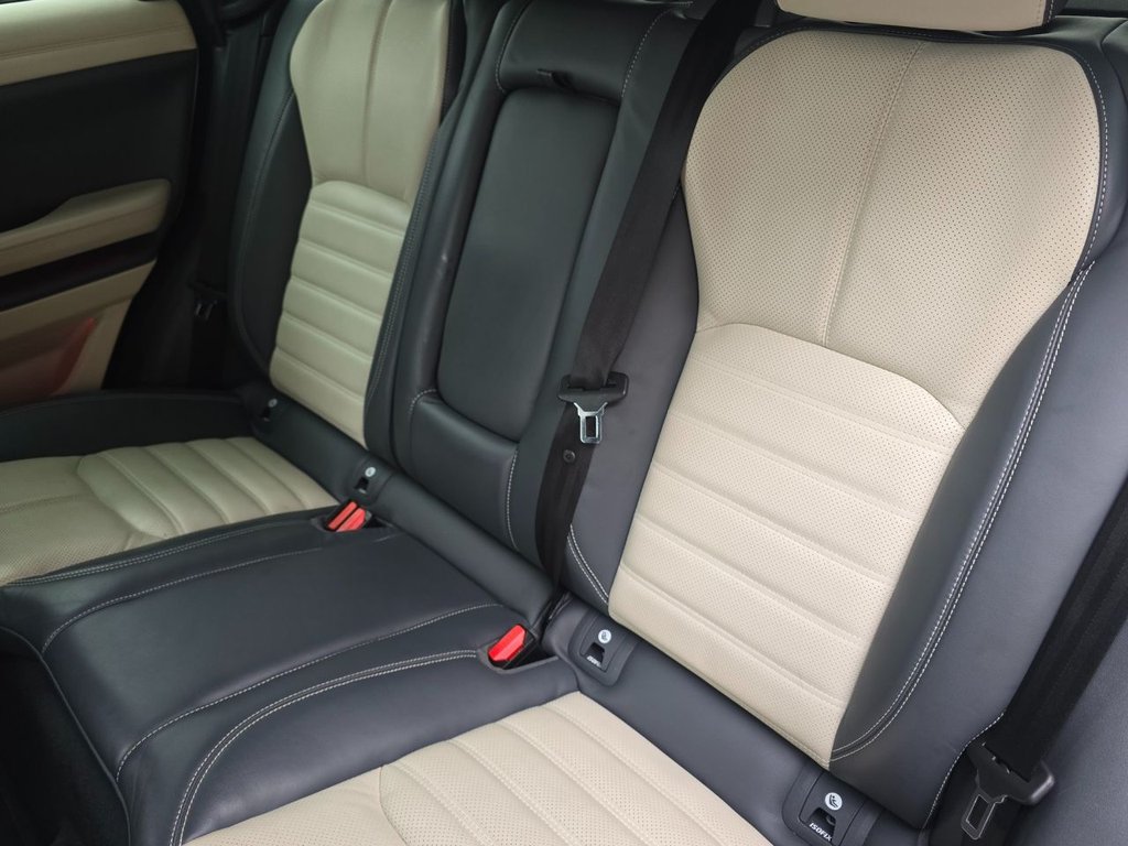 Used Land Rover Range Rover Evoque 2016 for sale - 77498393: Photo 9