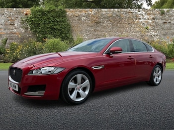 Used Jaguar XF 2015 for sale - 79244819: Photo