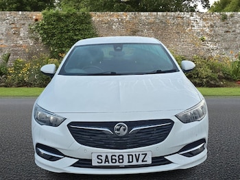Used Vauxhall Insignia 2018 for sale - 76867285: Photo