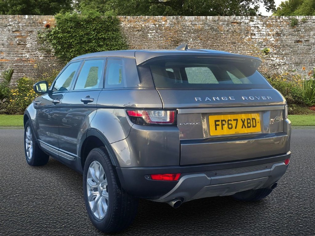 Used Land Rover Range Rover Evoque 2017 for sale - 77139392: Photo 4