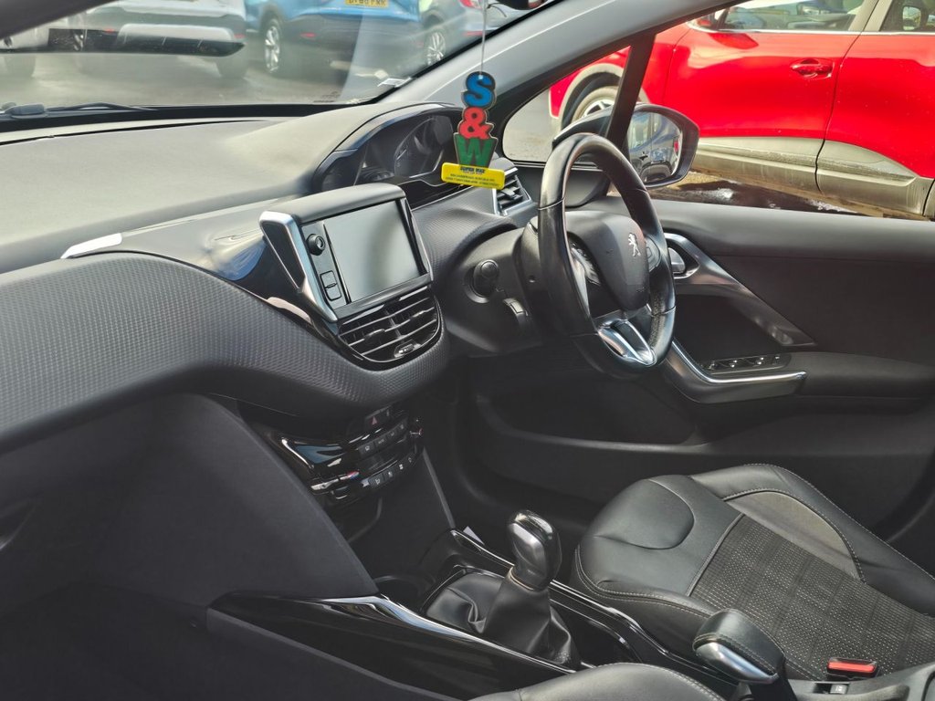 Used Peugeot 2008 2017 for sale - 77250152: Photo 10