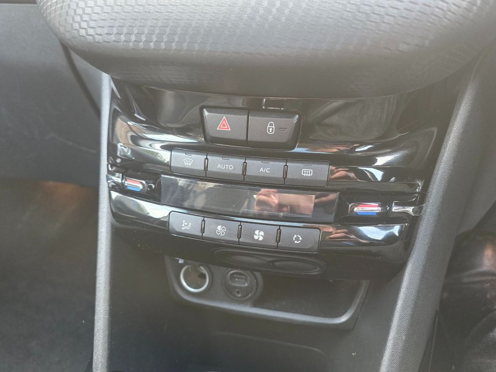 Used Peugeot 2008 2017 for sale - 77250152: Photo 16