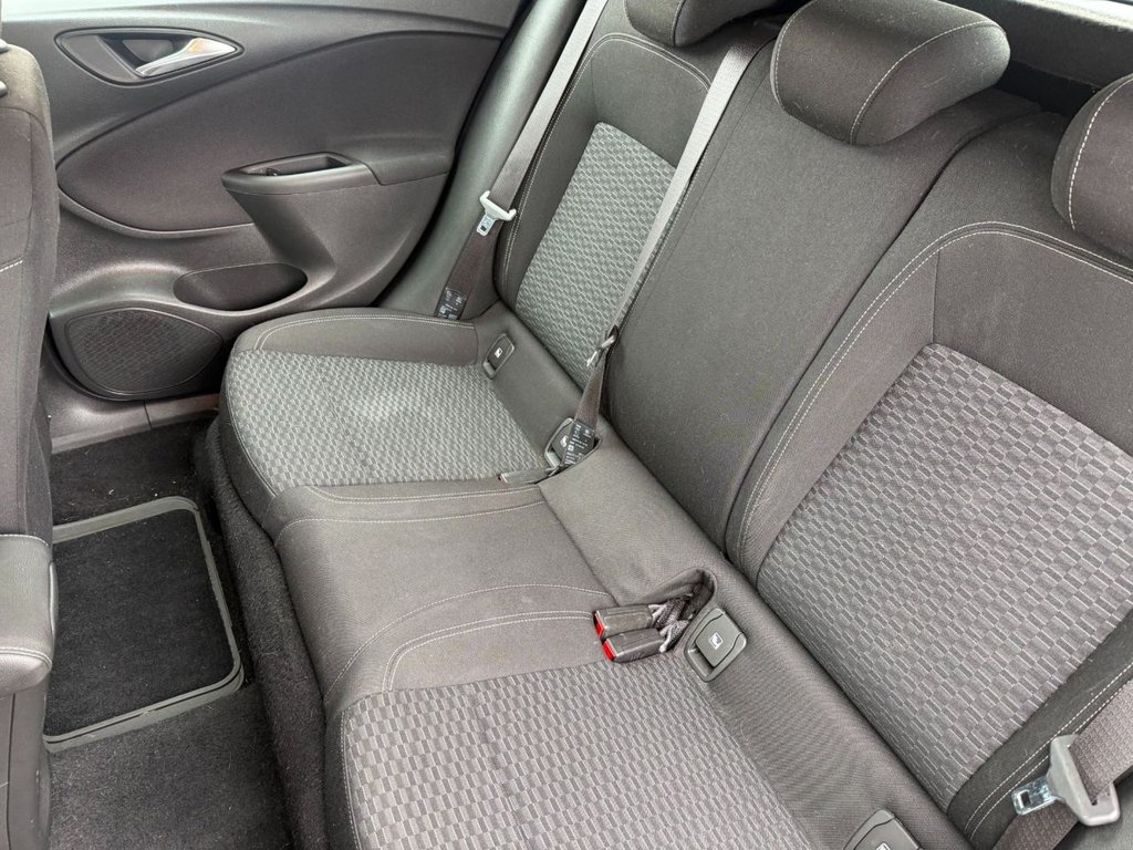 Used Vauxhall Astra 2018 for sale - 78180929: Photo 12