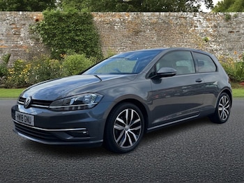 Used Volkswagen Golf 2018 for sale - 79221609: Photo
