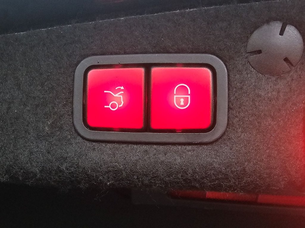 Used Mercedes-Benz C Class 2017 for sale - 77226675: Photo 8