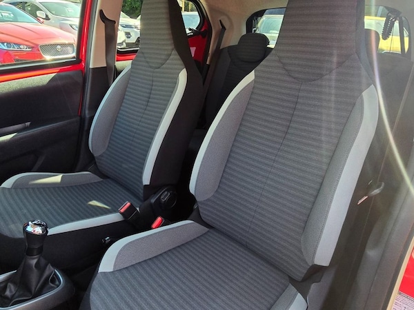 Used Toyota AYGO 2018 for sale - 74580484: Photo 10