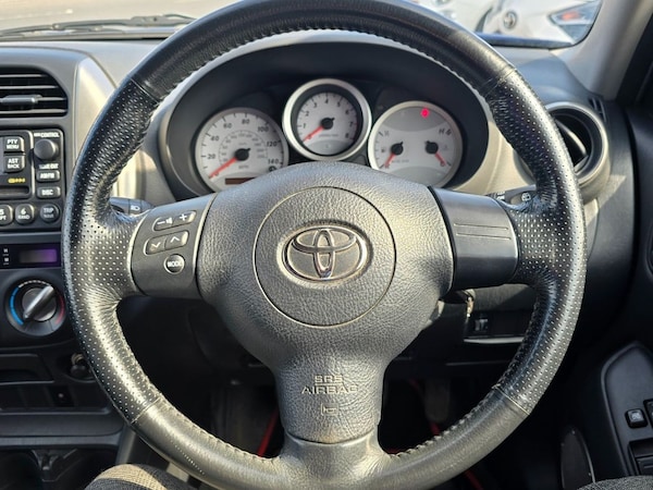 Used Toyota RAV4 2004 for sale - 76303769: Photo 13