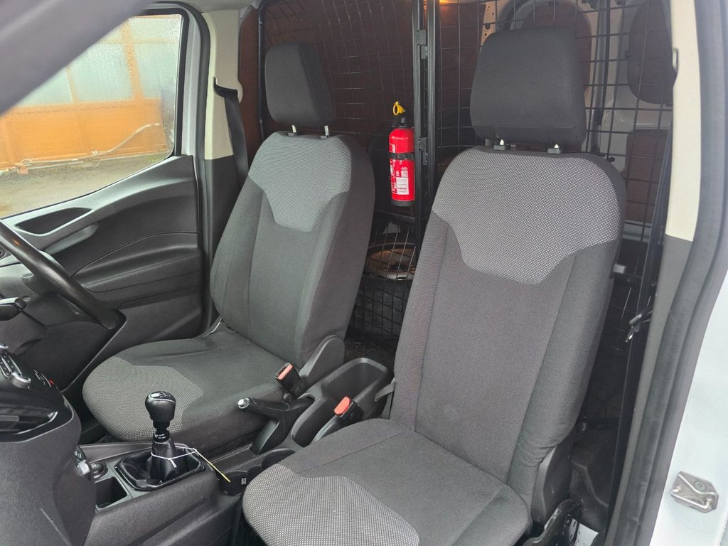 Used Ford Transit Courier 2020 for sale - 77250162: Photo 10