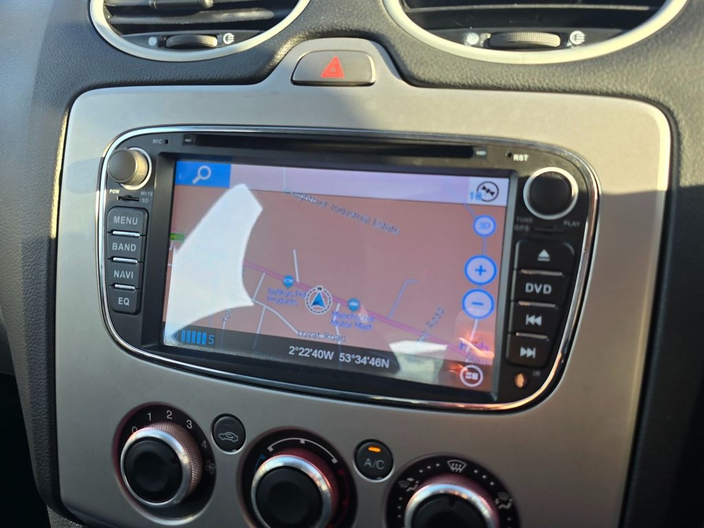 Used Ford Focus 2010 for sale - 76535560: Photo 15