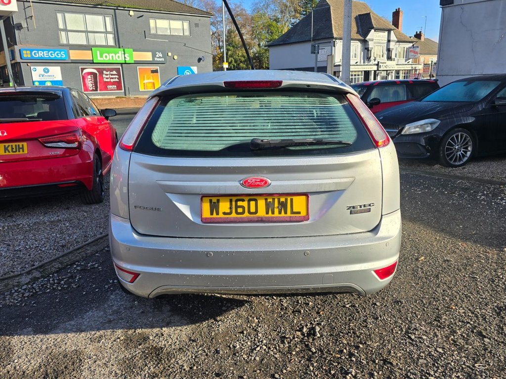 Used Ford Focus 2010 for sale - 76535560: Photo 5