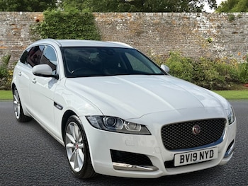 Used Jaguar XF 2019 for sale - 78557232: Photo