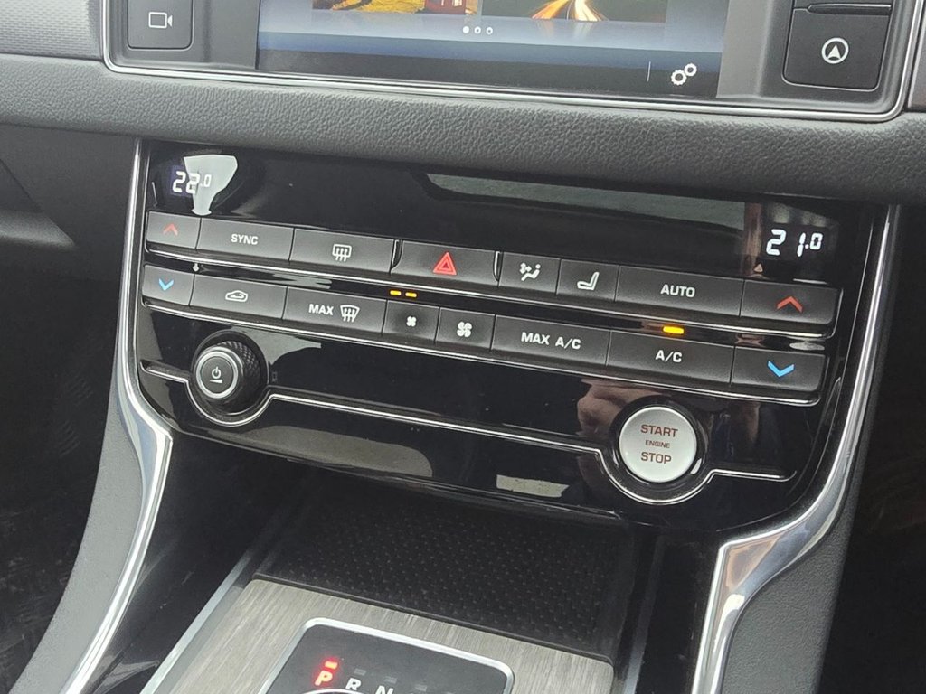 Used Jaguar XF 2016 for sale - 77327697: Photo 15